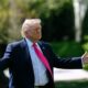 Mencekam, Trump Dievakuasi Usai Tembakan di Jamuan Makan Malam