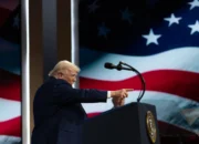 Beri Tenggat Waktu 48 Jam Buka Selat Hormuz, Trump Ancam Turunkan Neraka ke Iran