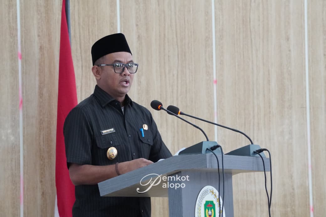 Evaluasi Kinerja 2025, Wawali Palopo Serahkan Dokumen LKPJ ke Pihak DPRD