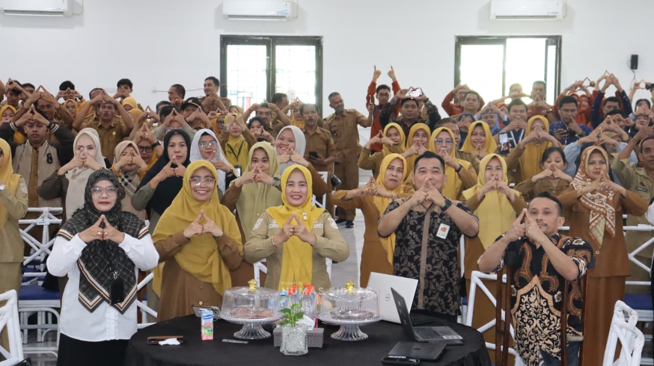 Bekali Ratusan Peserta di Sidrap, Pusdatin Kemensos Sosialisasikan Instrumen DTSEN Terbaru