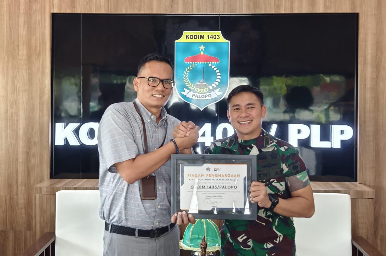 Lapor SPT 100 Persen Tepat Waktu, Kodim 1403 Palopo Raih Penghargaan KPP Pratama