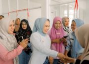 Naili Serahkan Kartu BPJS Ketenagakerjaan, Ribuan Nelayan Kini Terlindungi