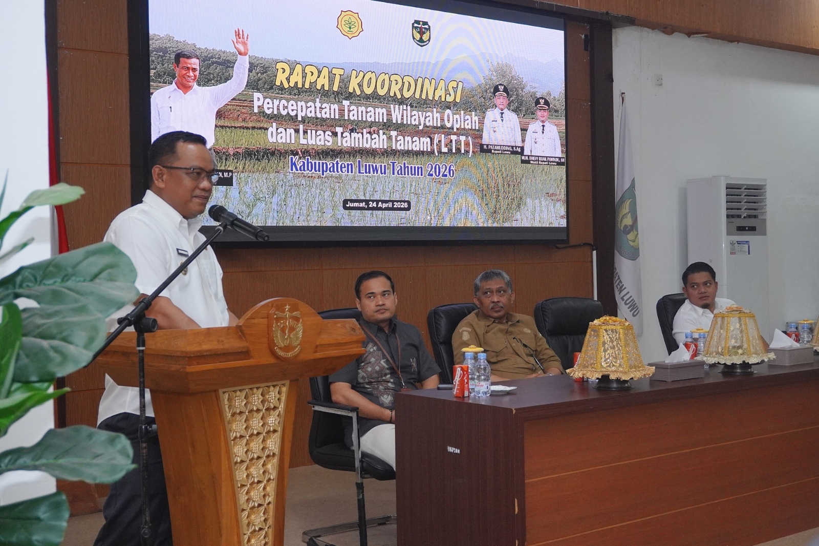 Genjot Ketahanan Pangan, Bupati Luwu Tekankan Peran Vital Penyuluh Pertanian