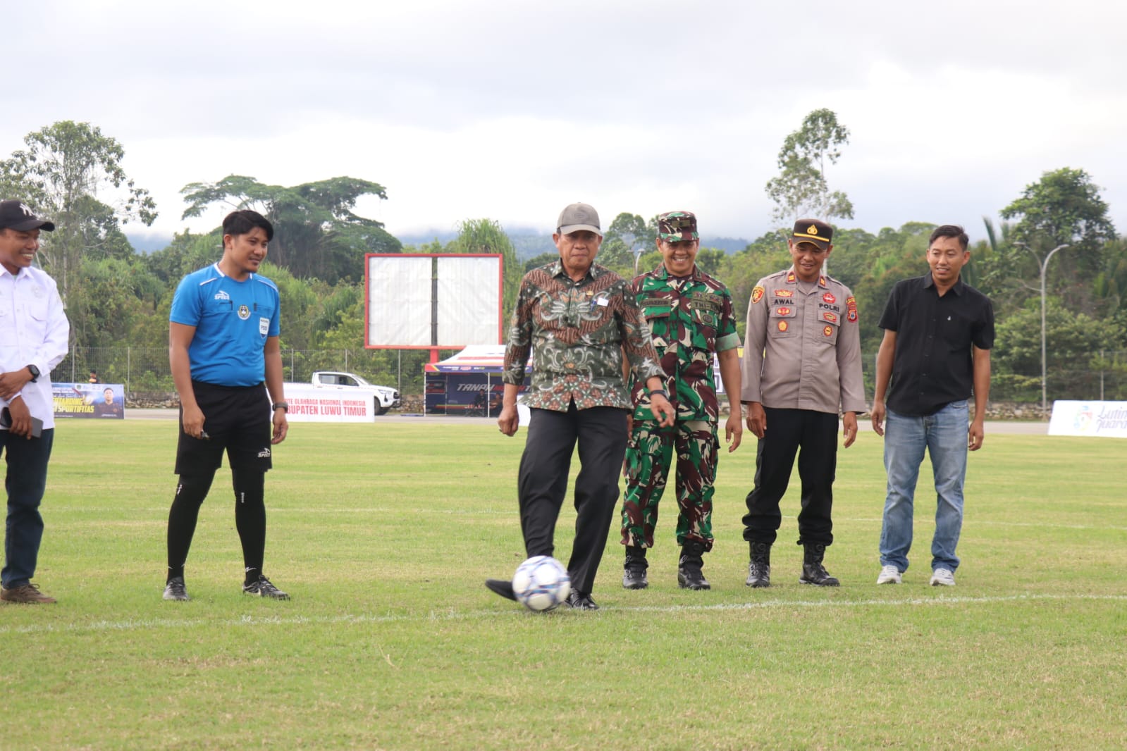 Buka Bupati Cup I, Sekda Lutim: Jaga Sportivitas