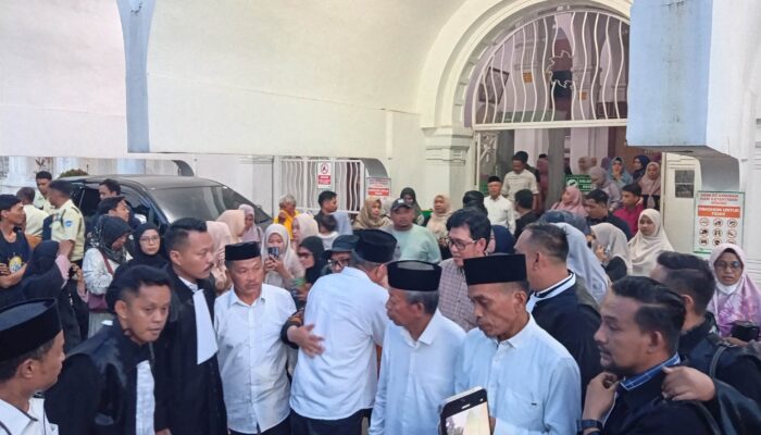 6 Komisioner BAZNAS Enrekang Divonis Bebas, Dana Zakat Bukan Keuangan Negara