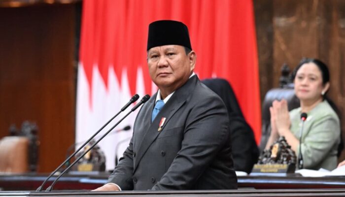 Prabowo Heran Ekonomi Tumbuh Tapi Angka Kemiskinan Naik 49 Persen