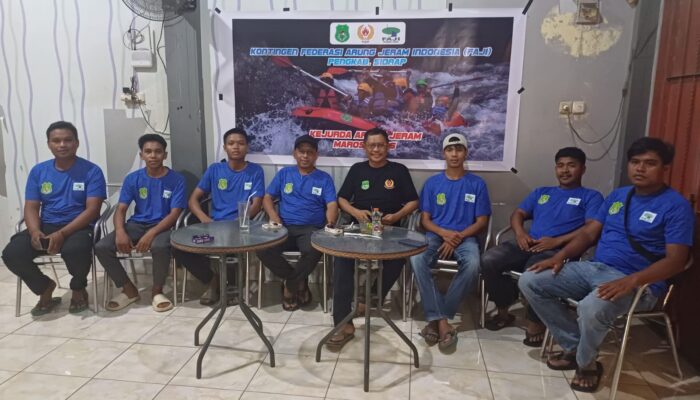 Ketua KONI Sidrap Resmi Lepas Delapan Atlet Arung Jeram ke Kejurda Maros