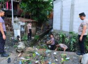 Cegah Banjir Susulan, Polres Sidrap dan Warga Kompak Bersihkan Parit Tersumbat