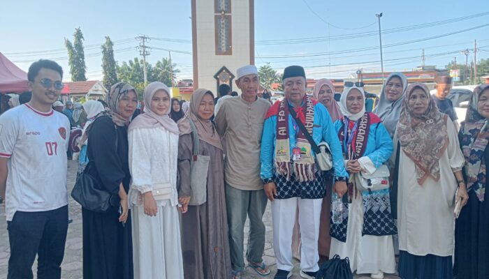 142 CJH Kolaka Utara Kloter 35 Tiba di Siwa, Menuju Embarkasi Makassar