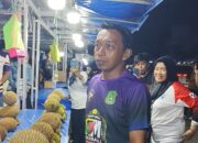 Blusukan Malam Hari, Bupati Sidrap Sapa Pedagang Buah di Kawasan Rappang