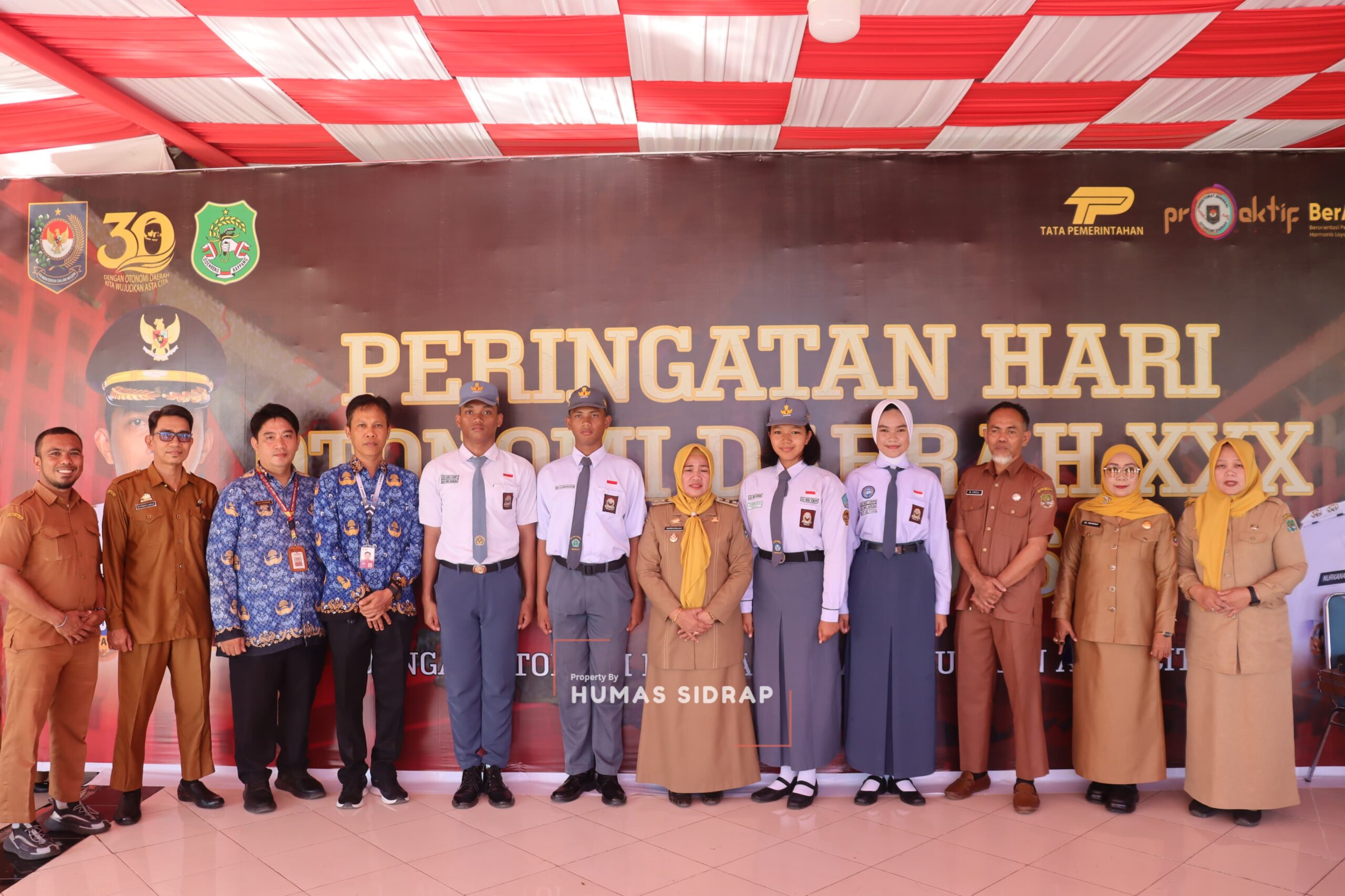 Wabup Nurkanaah Lepas Empat Pelajar Sidrap Ikuti Seleksi Paskibraka Provinsi