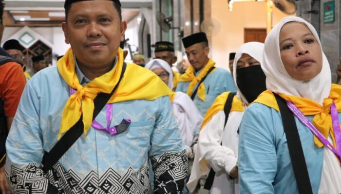 Lepas CJH Kloter 20 di Masjid Syuhada, Ini Pesan Bupati Luwu Utara
