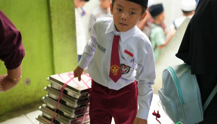 Evaluasi Program MBG: Mensesneg Targetkan Perbaikan Sistem Selesai dalam Satu Bulan