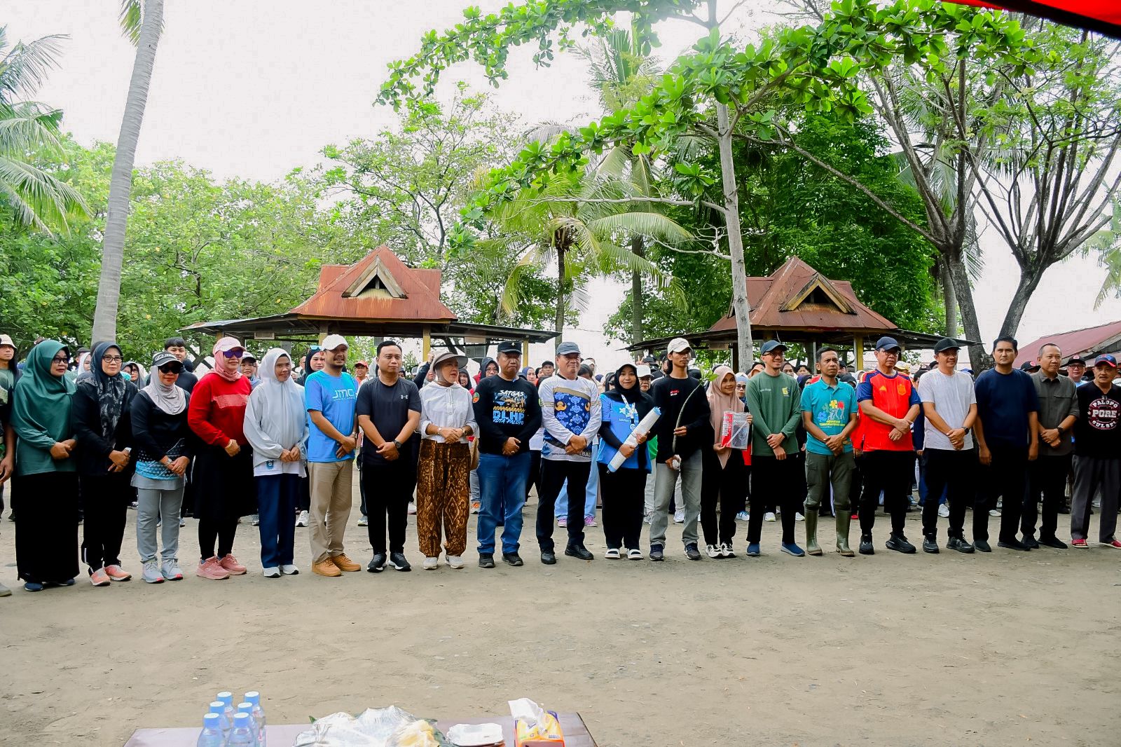 Peringati Hari Lingkungan Hidup Sedunia 2026, Pemkot Palopo Gelar Aksi Bersih Pantai Labombo