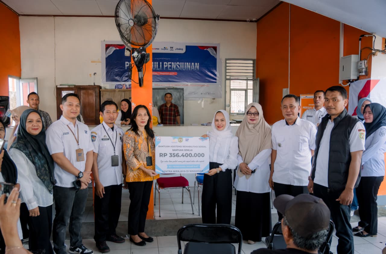 Sentra Wirajaya Makassar Salurkan Bantuan Rp356,4 Juta untuk Warga Palopo