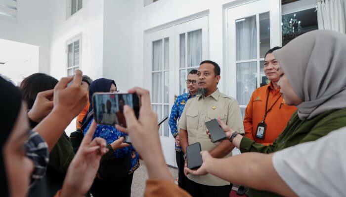Terima Tim BPS di Rujab, Gubernur Sulsel Ajak Warga Sukseskan Sensus Ekonomi 2026