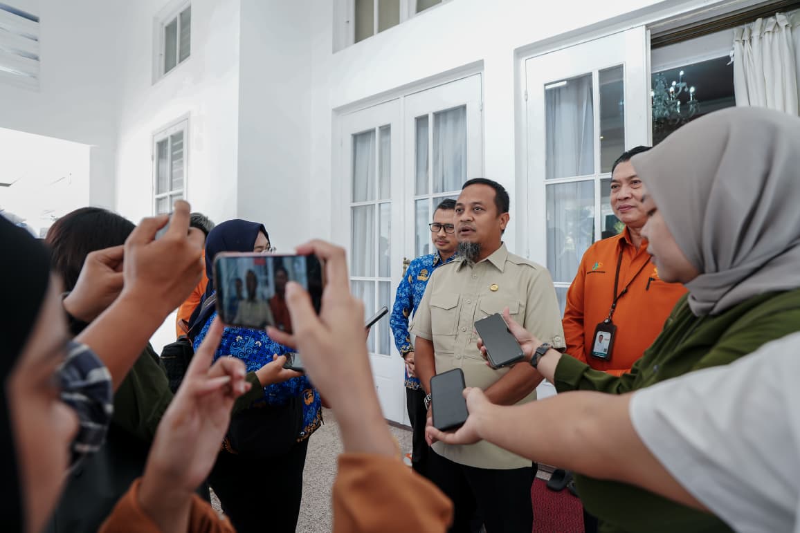 Terima Tim BPS di Rujab, Gubernur Sulsel Ajak Warga Sukseskan Sensus Ekonomi 2026