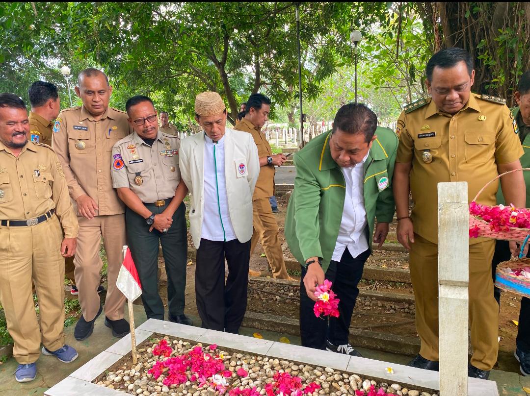 Ziarah ke Makam Andi Djemma, Pemkab Luwu dan KKLR Perkuat Ikatan Sejarah Luwu Raya