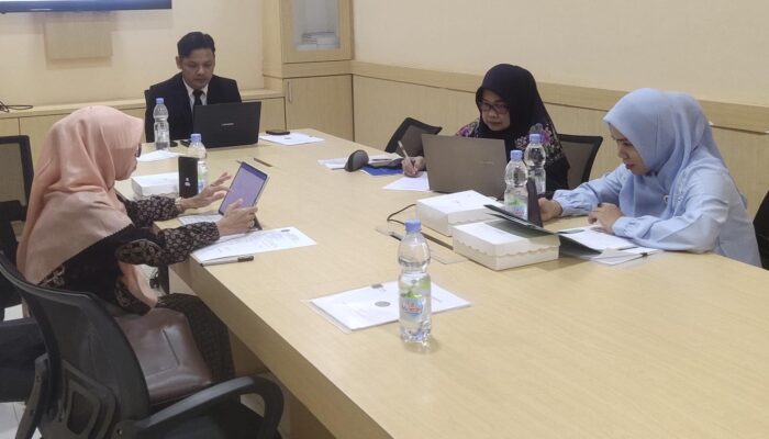 Kabid Humas Diskominfo Sidrap Paparkan Riset Strategi Komunikasi Digital dalam Seminar Proposal Tesis
