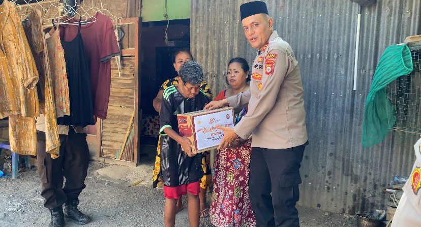 Sambut Hari Bhayangkara ke-80, Polsek Watang Pulu Salurkan Bantuan Sosial untuk Warga Prasejahtera