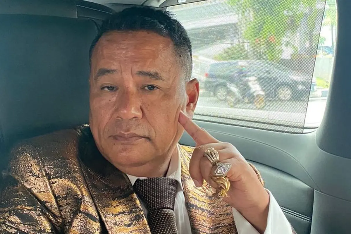 Sesalkan Ucapan Kasar kepada Media, Hotman Paris Minta Maaf
