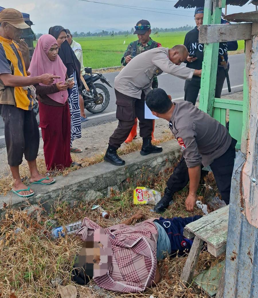 Pria Tanpa Identitas Ditemukan Tewas dengan Mulut Berbusa di Samping Warung Cendol Sidrap