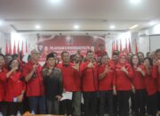 Perkuat Mesin Partai DPC PDI Perjuangan Palopo Kukuhkan Pengurus Tingkat Kecamatan
