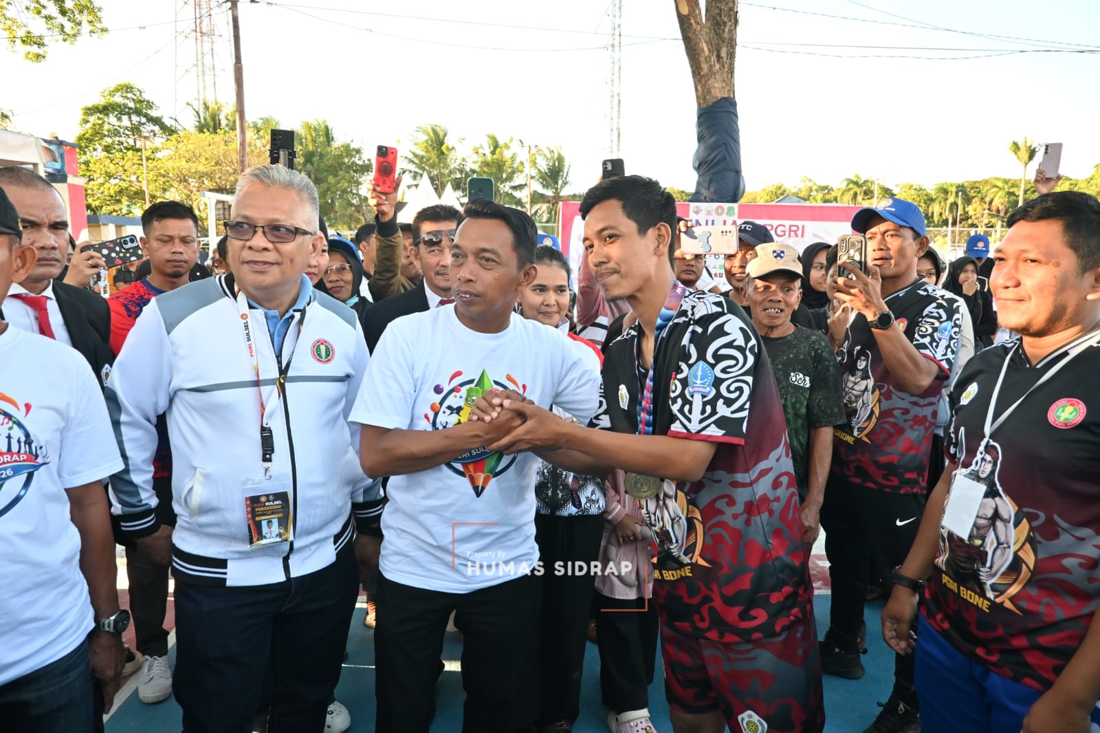 Sabet Medali Emas Sepak Takraw Porsenijar 2026, Kontingen Bone Puji Keramahan Sidrap