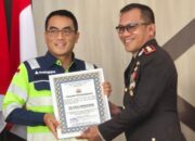 Dirut PT MDA Terima Penghargaan dari Polres Luwu