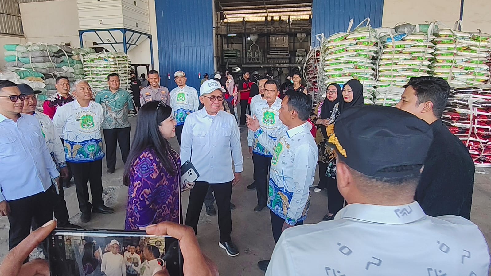 Kunjungi Pabrik Beras 35m Bupati Sidrap dan Direktur Bappenas Bahas Masa Depan Lumbung Pangan