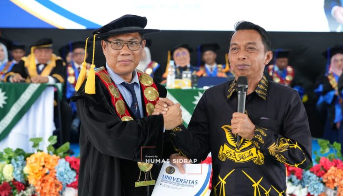 Bupati Sidrap Hadiri Wisuda UMS dan Tegaskan Visi Pendidikan Unggul Daerah