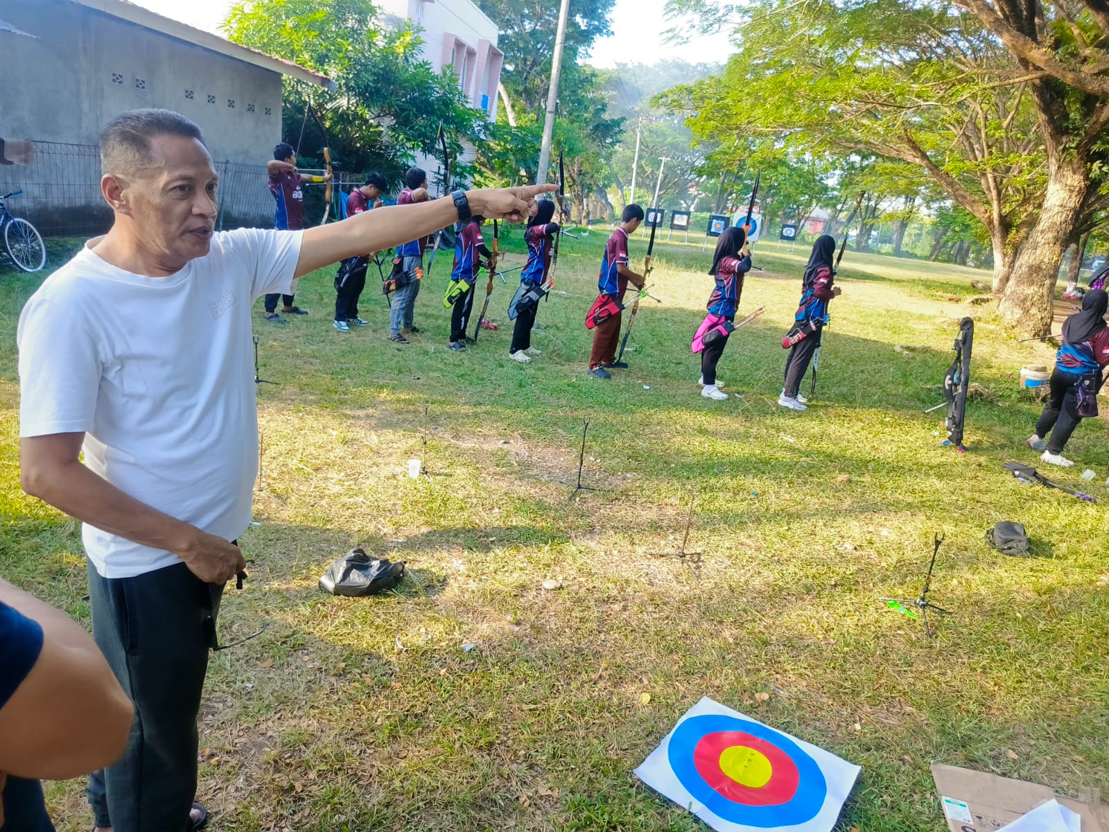 Pantau Persiapan Atlet, Ketua KONI Bone Sebut Venue Panahan Berada di Episentrum