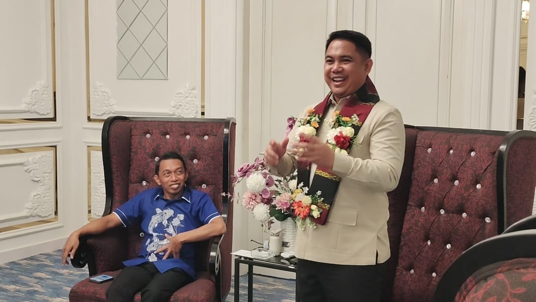 Tinjau Kondisi Pekerja Migran, Wamen BP2MI Gelar Pertemuan dengan Bupati Sidrap