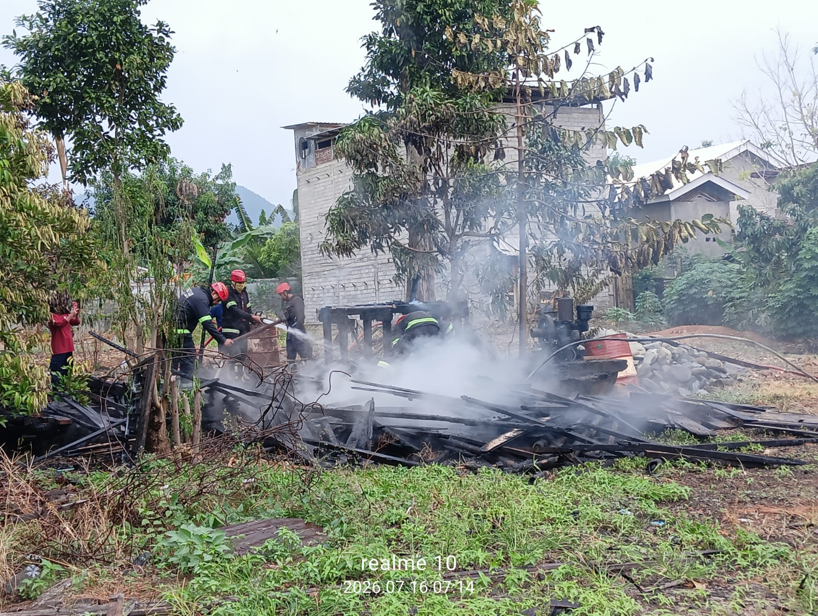 Gudang Kayu Terbakar di Bua, Sempat Terdengar Letusan di Malam Hari