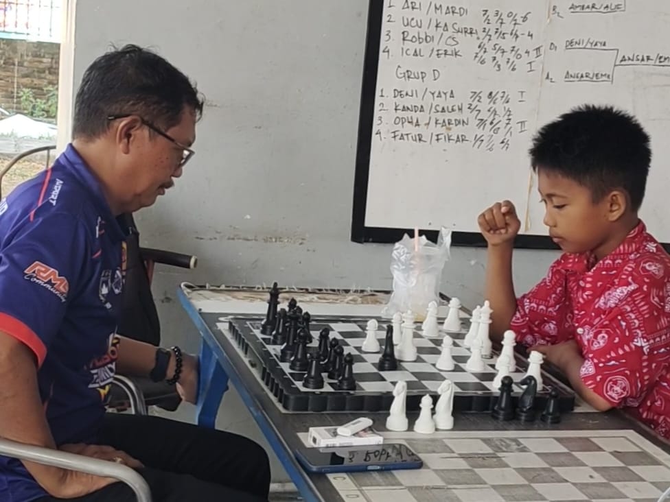Siswa SD Arawa Curi Perhatian, Tekun Asah Bakat Lewat Permainan Catur