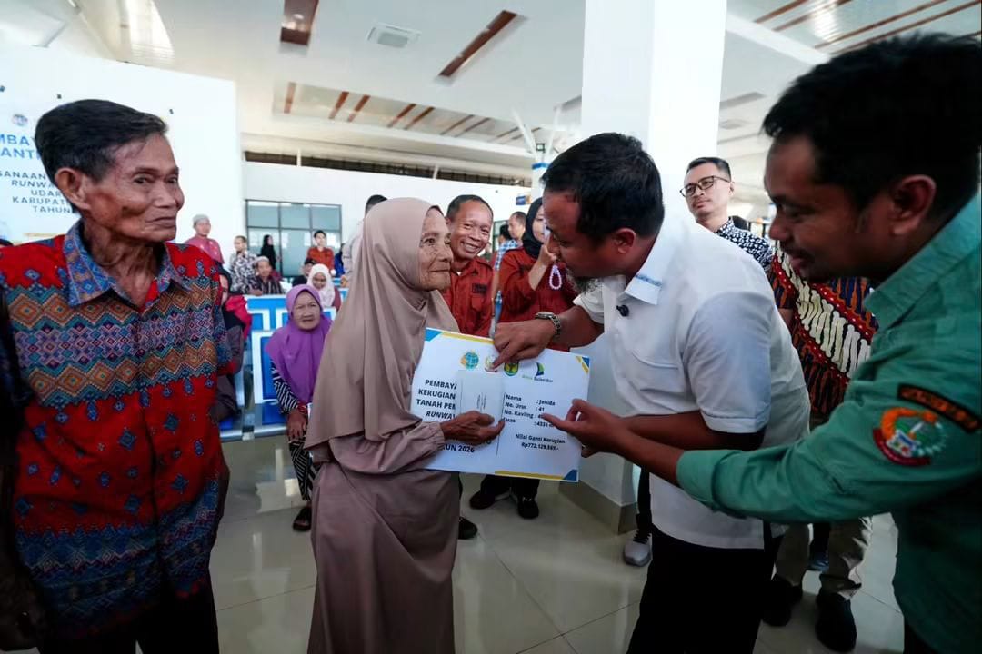 Akhiri Polemik Pembebasan Lahan, Pemprov Sulsel Bayarkan Rp17,5 Miliar untuk Runway Bandara Bua