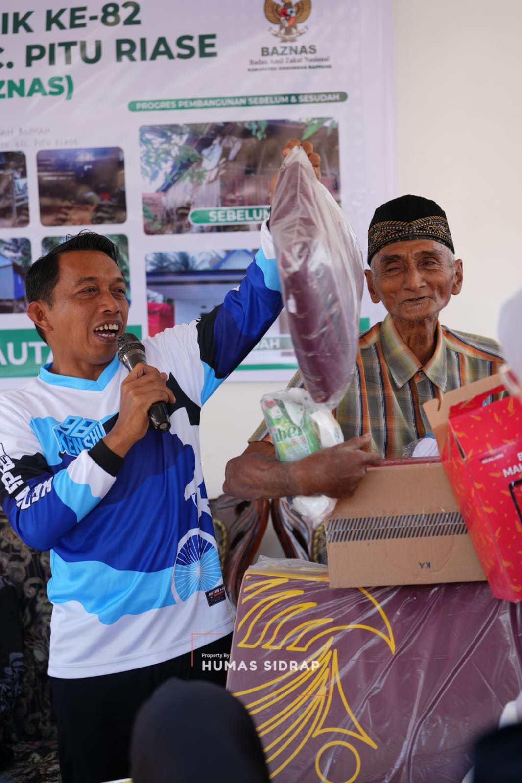 Senyum Bahagia Ladali Terima Bantuan RTLH dari Pemkab dan Baznas Sidrap