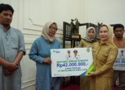 Empat Ahli Waris RT dan RW di Palopo Terima Santunan Rp42 Juta