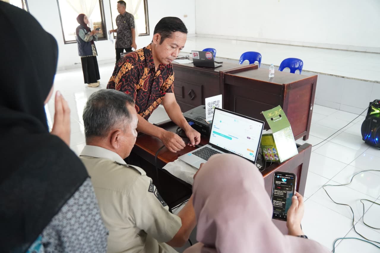 Diskominfo Palopo Gelar Coaching Clinic Sertifikat Elektronik di Sembilan Kecamatan