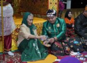 Khidmatnya Ritual Adat Maddoja Roja dalam Rangkaian Hari Jadi ke-67 Kabupaten Luwu