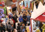 Bupati Luwu Tinjau Stan Dekranasda di Pameran Trans Studio Makassar