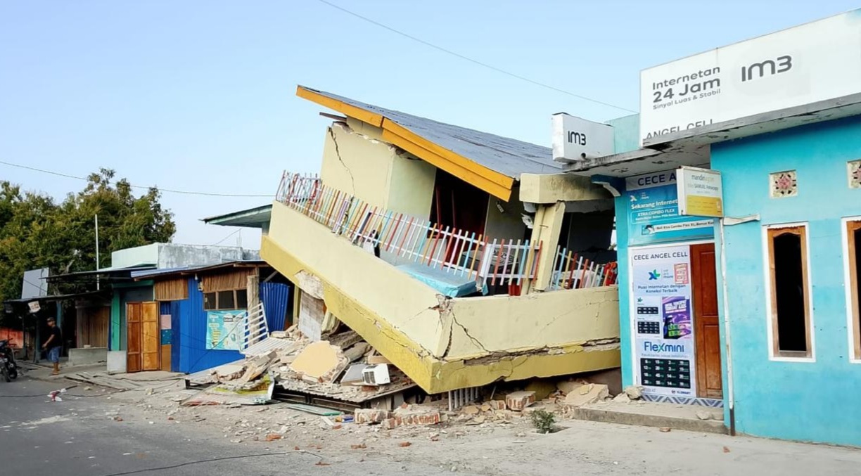 Pemerintah Kirim 253 Ton Logistik untuk Korban Gempa NTT
