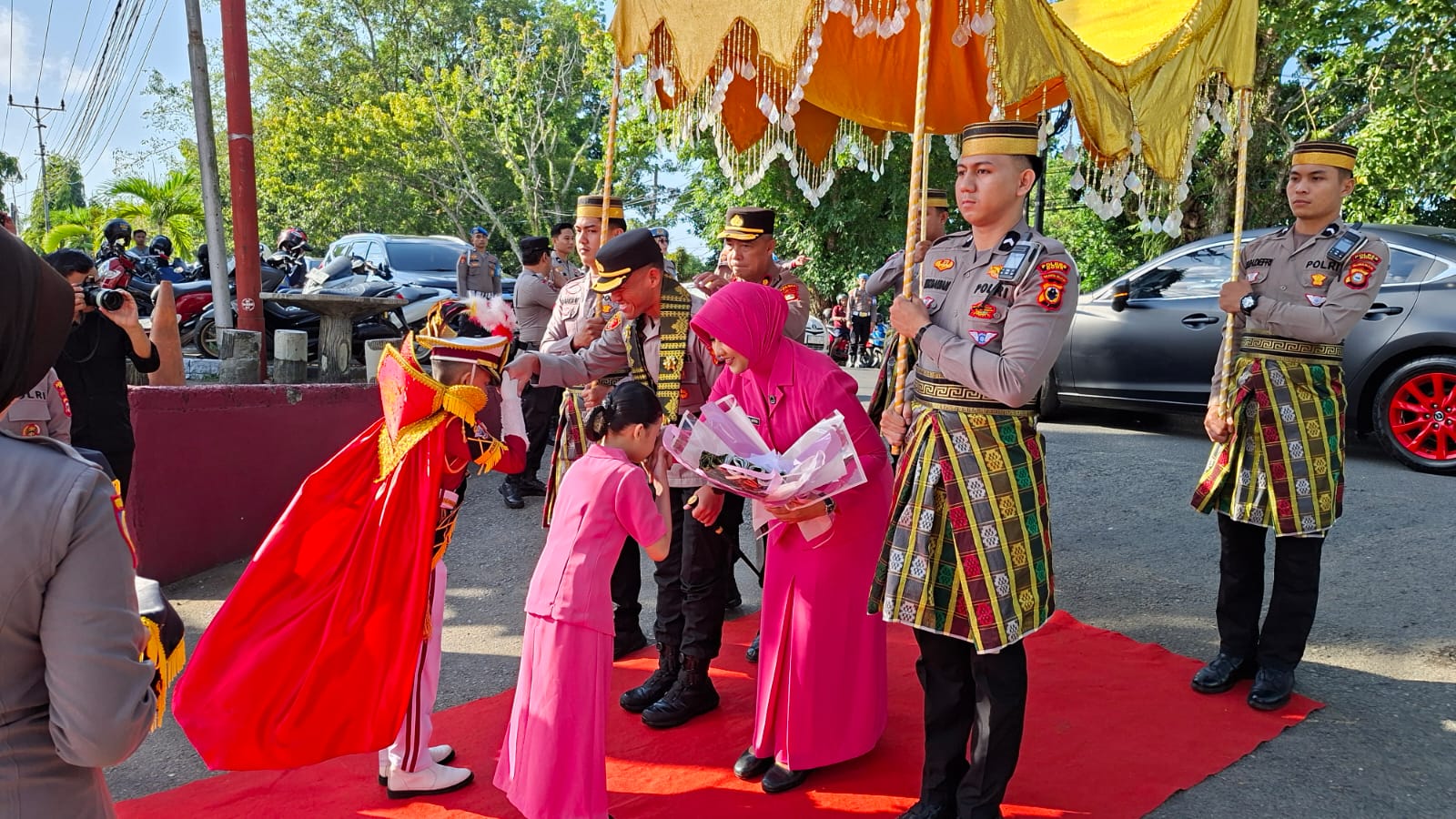 Tradisi Kepolisian Warnai Penyambutan Kapolres Bone AKBP Astoto Budi Rahmantyo