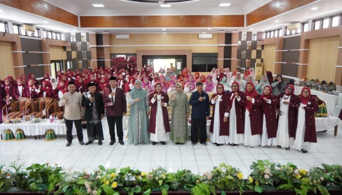 Perkuat Pemberdayaan Perempuan, PPW Azzahra Palopo Lantik Pengurus Cabang