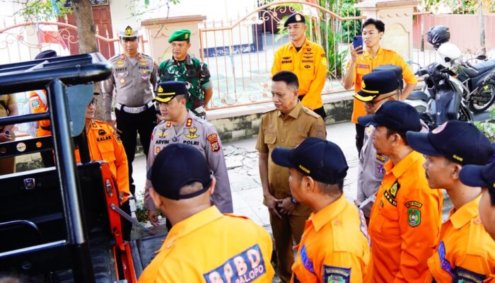 Pj Sekda Palopo Hadiri Apel Kesiapsiagaan Karhutla di Polres Palopo
