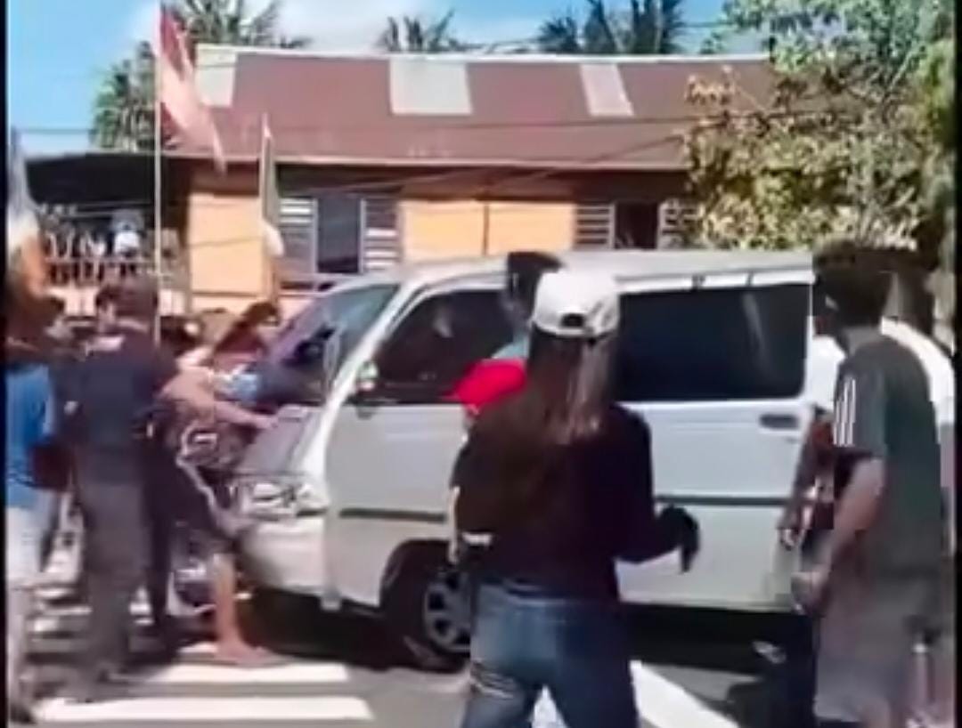 Diduga Hilang Kesadaran, Pengemudi Carry Tabrak Motor dan Peserta Gerak Jalan di Sidrap