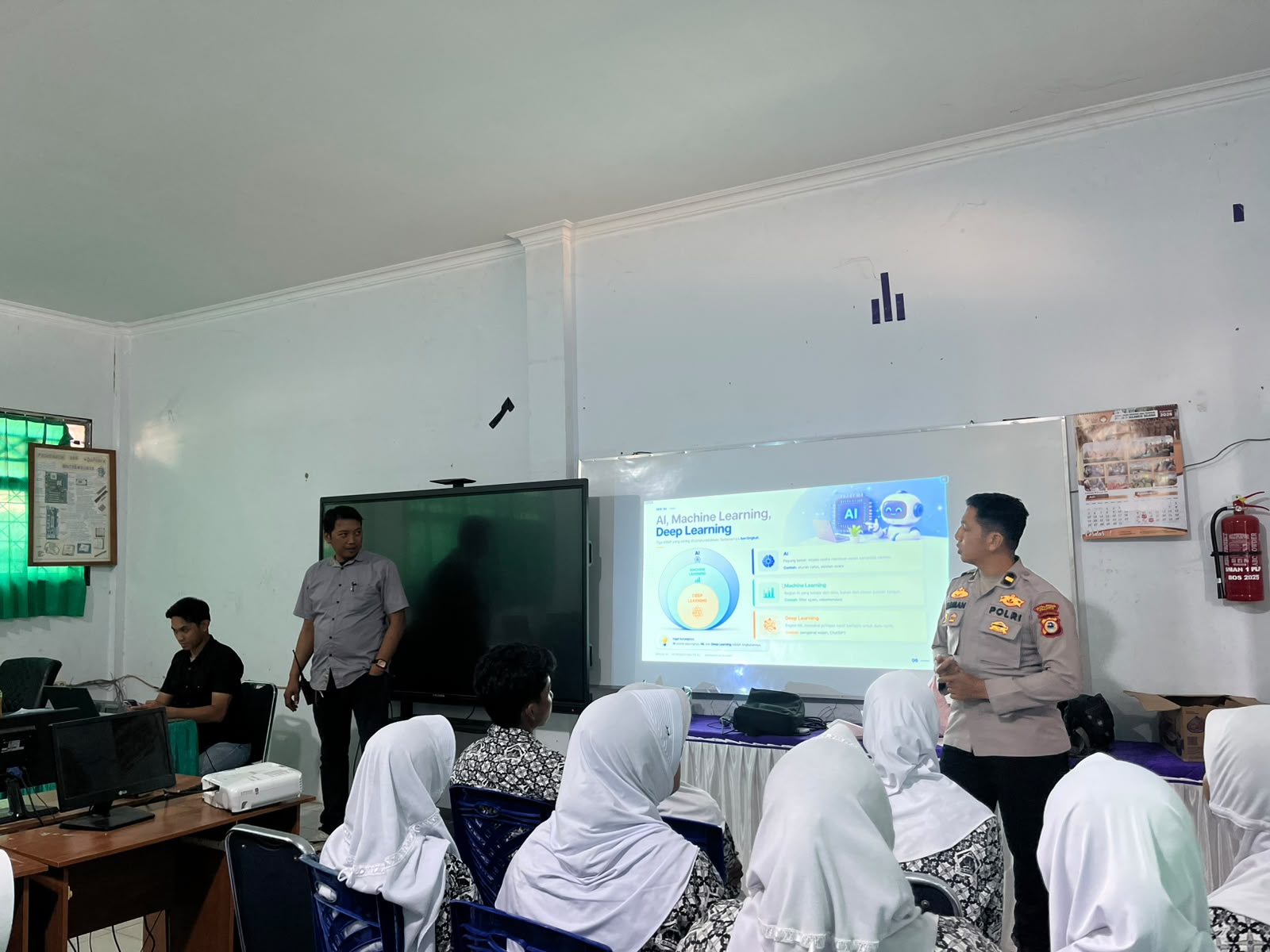 Polres Palopo Edukasi Siswa SMAN 1 soal AI, 50 Peserta Dinyatakan Lulus