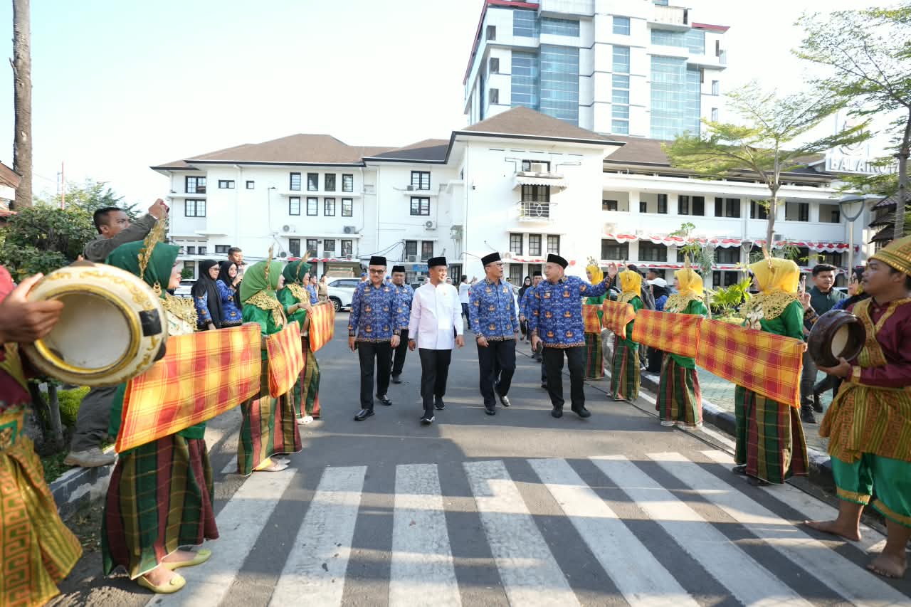 1.157 Peserta Meriahkan Defile MTQ KORPRI Nasional di Makassar