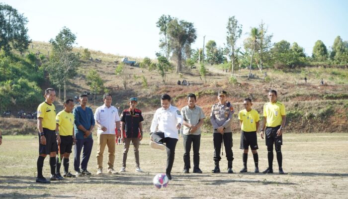 Wabup Luwu Buka Turnamen Panen Raya di Binturu