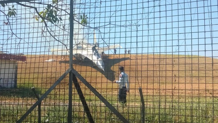 Sukhoi TNI AU Keluar Runway di Bandara Sultan Hasanuddin